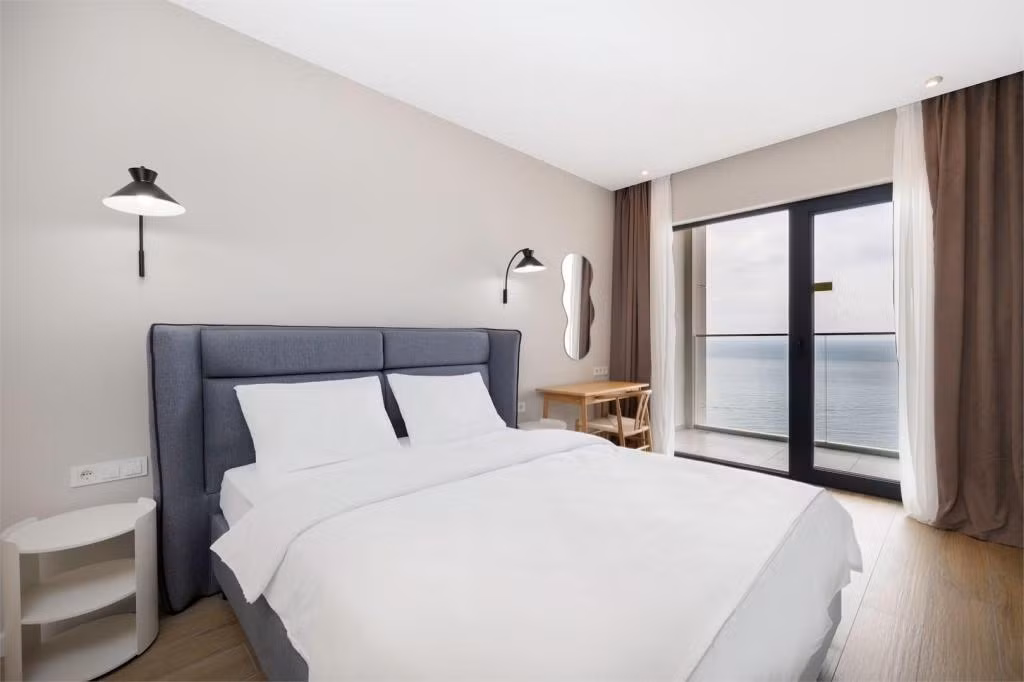Next White Aparthotel Official Batumi — 9