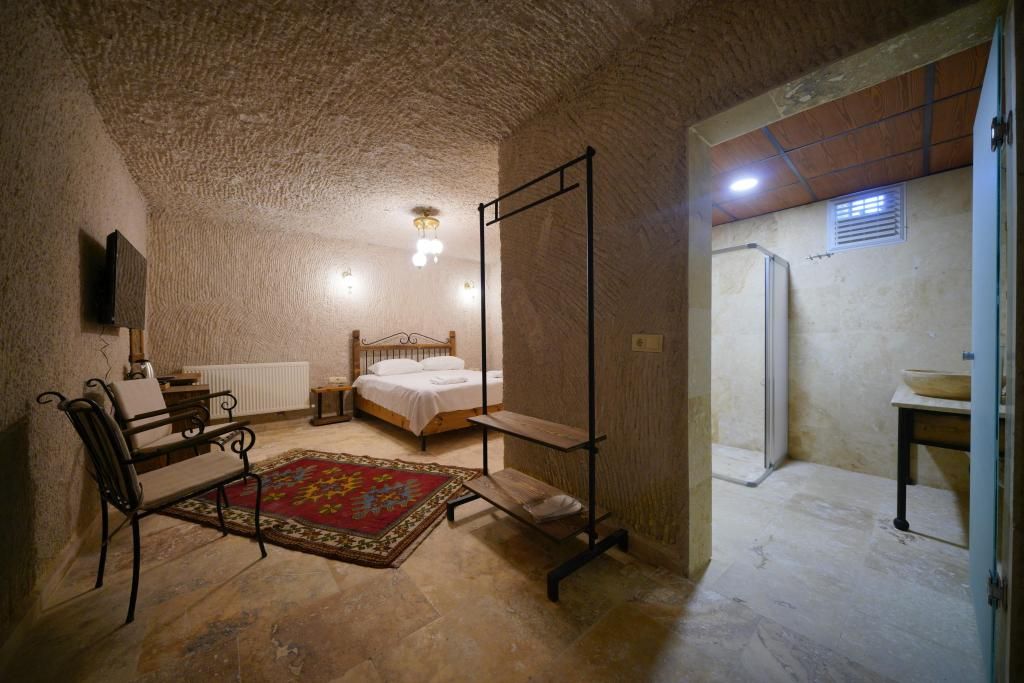 Nirvana Cave House — 4