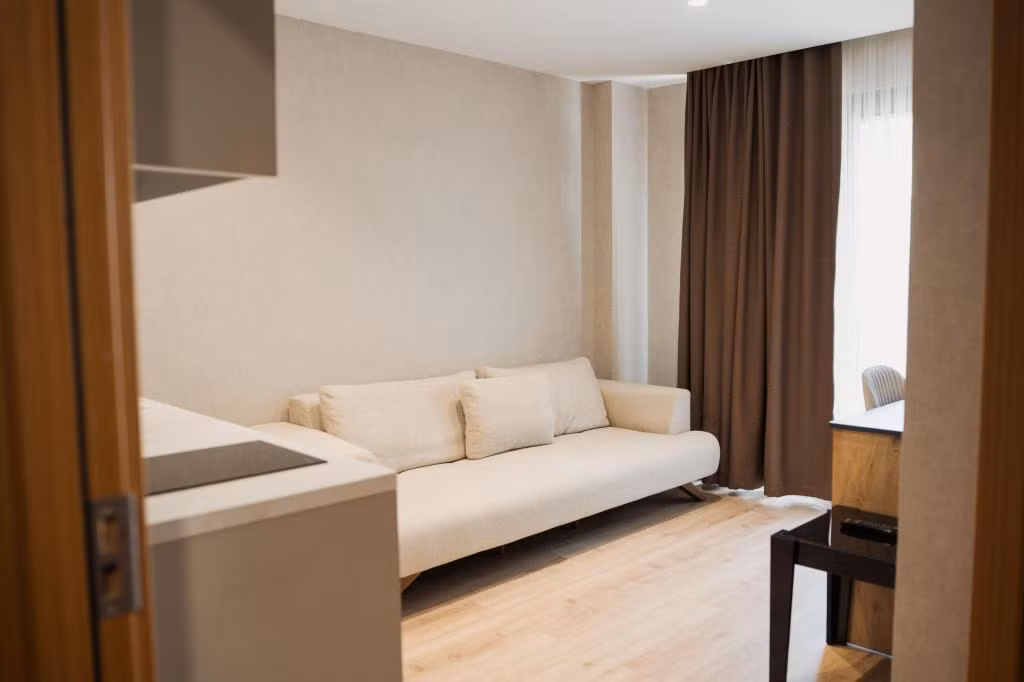 North Star Hotel — 4