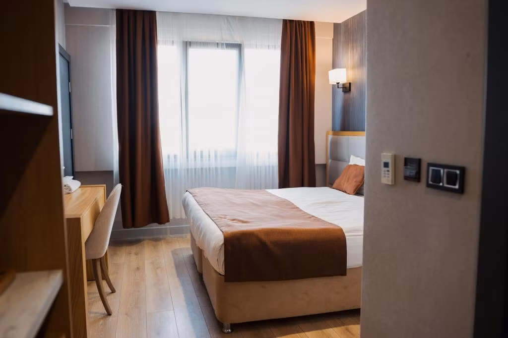 North Star Hotel — 7