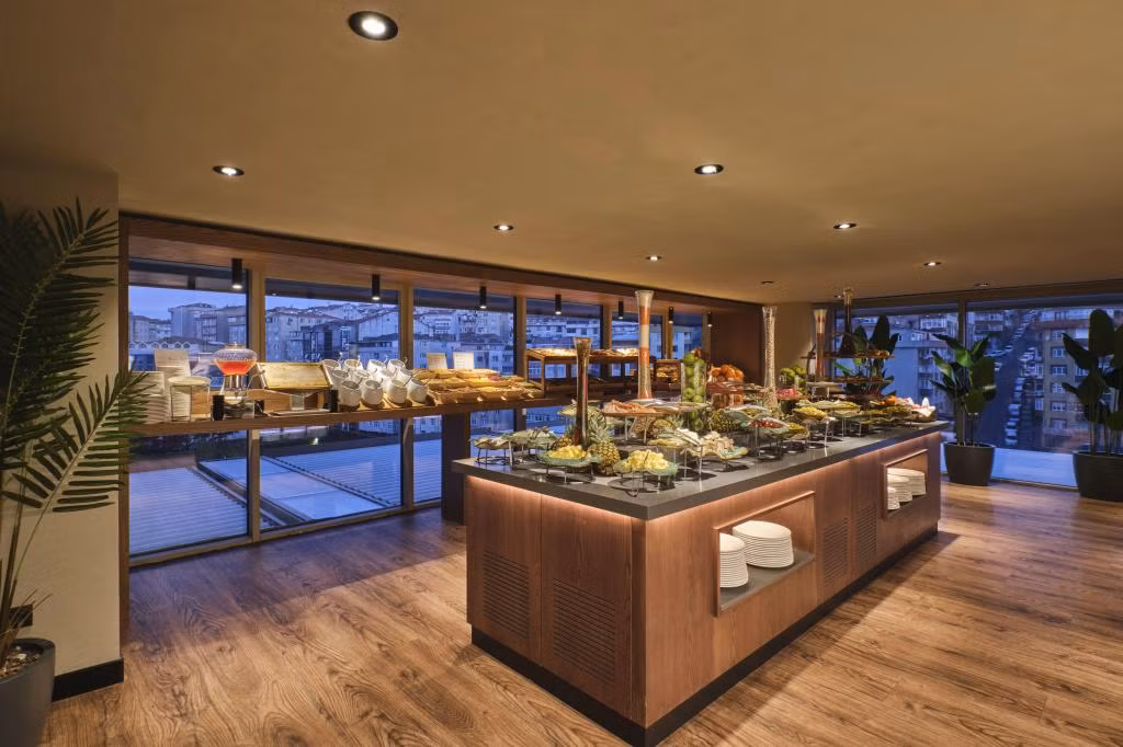 Novotel Istanbul Bomonti — 5