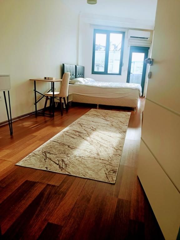 Old Town Grand Apart — 10