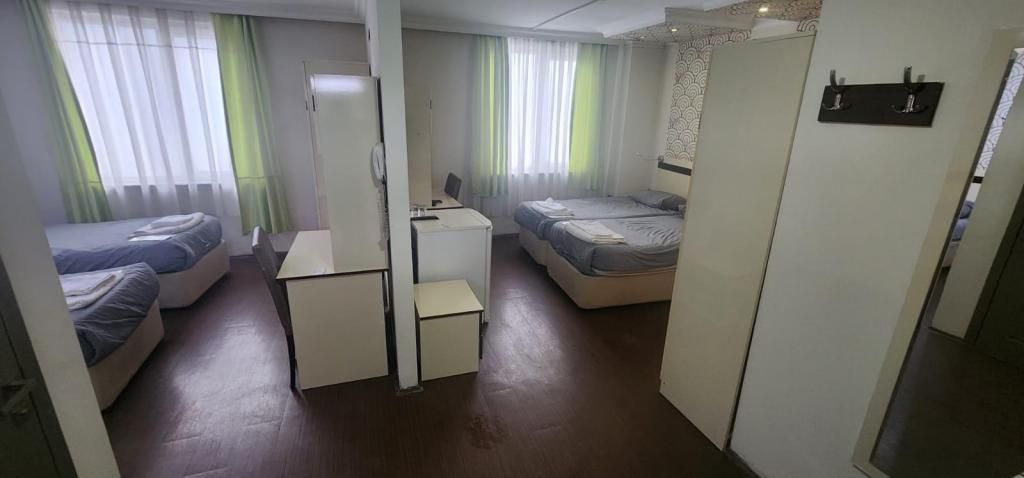Otel Desire — 4