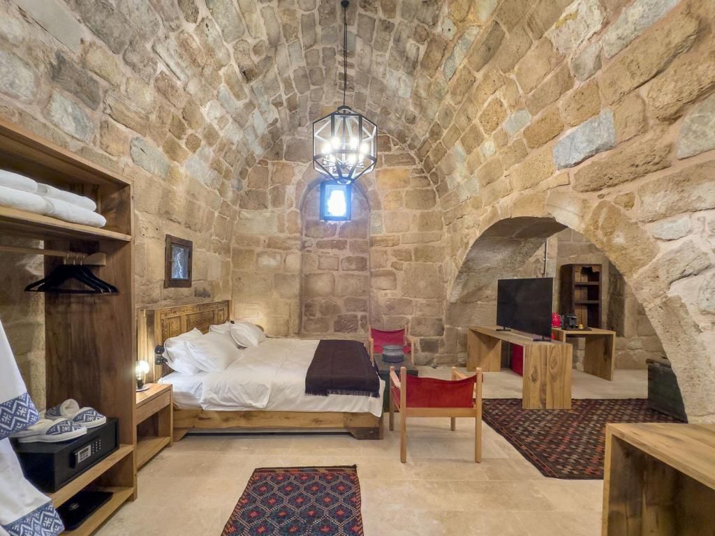 Obruk Kervansaray Müze Otel — 5