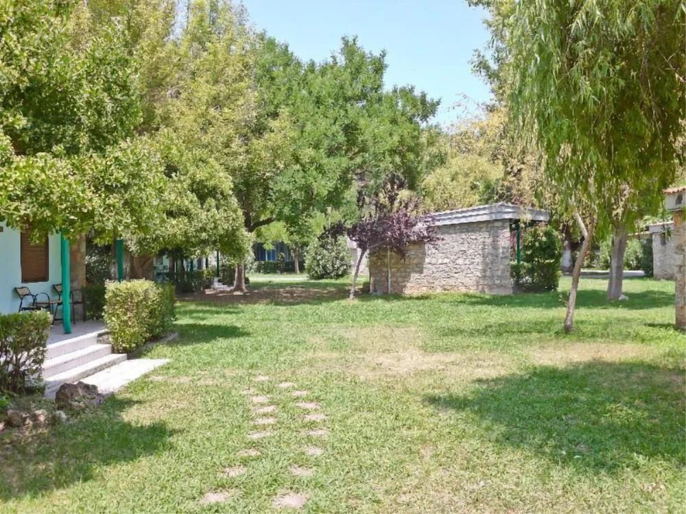 Olympios Zeus Hotel Bungalows — 4