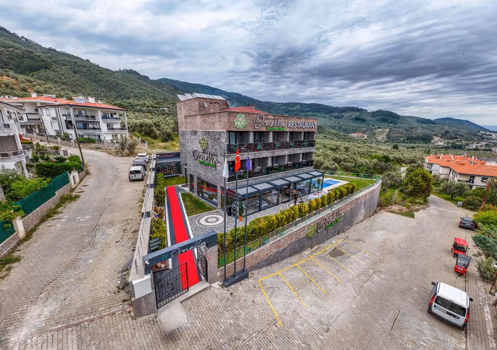 Ornella Otel Altınoluk
