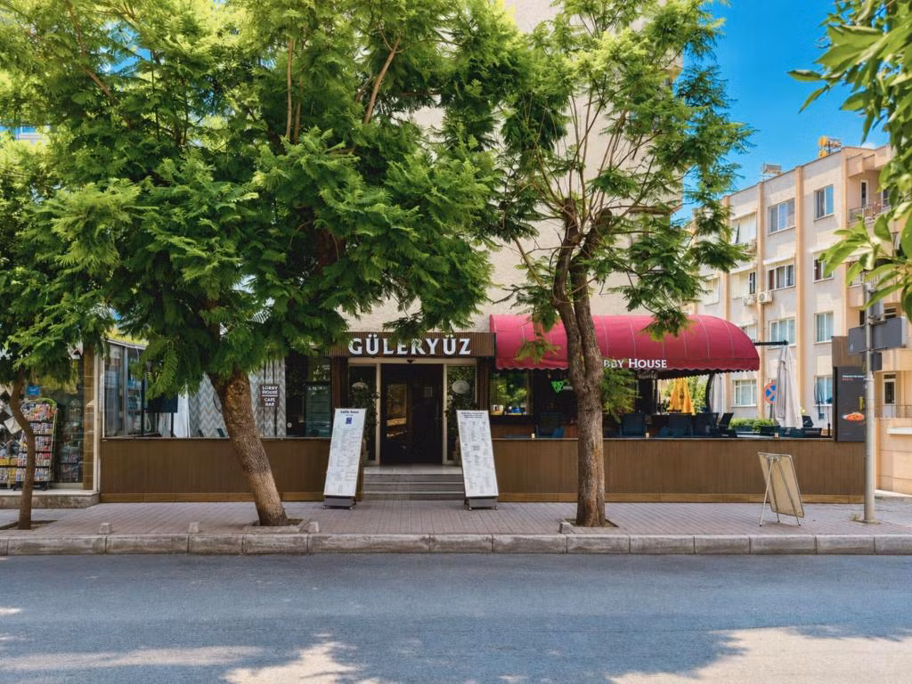 Otel Güleryüz 2 — 2