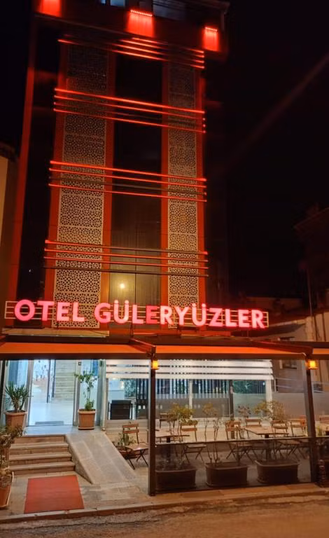 Otel Güleryüzler