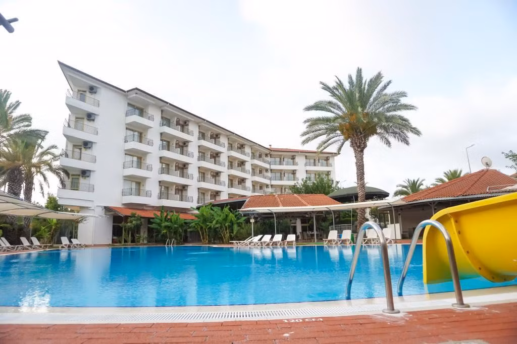 Palm Dor Hotel — 3