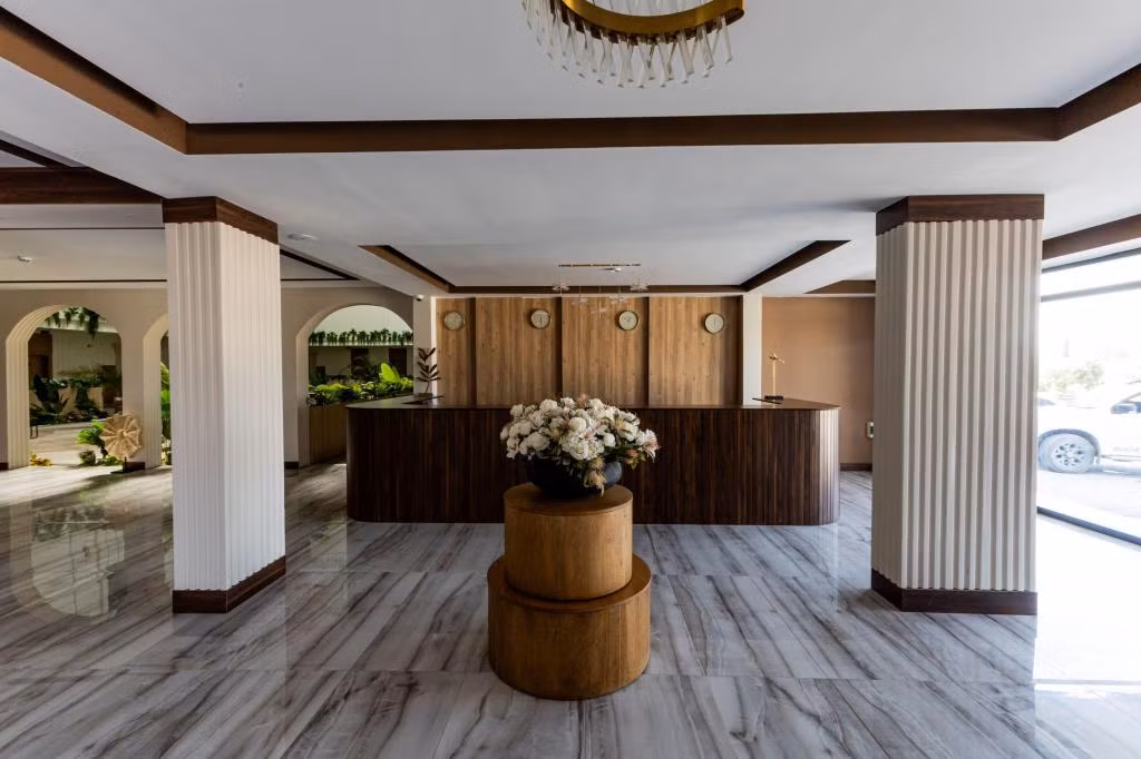 Paradisos Hotel — 8