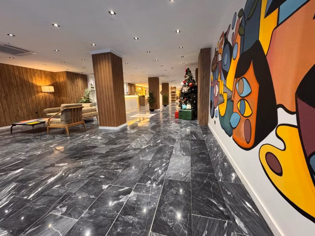 Park Dedeman City Alsancak — 2