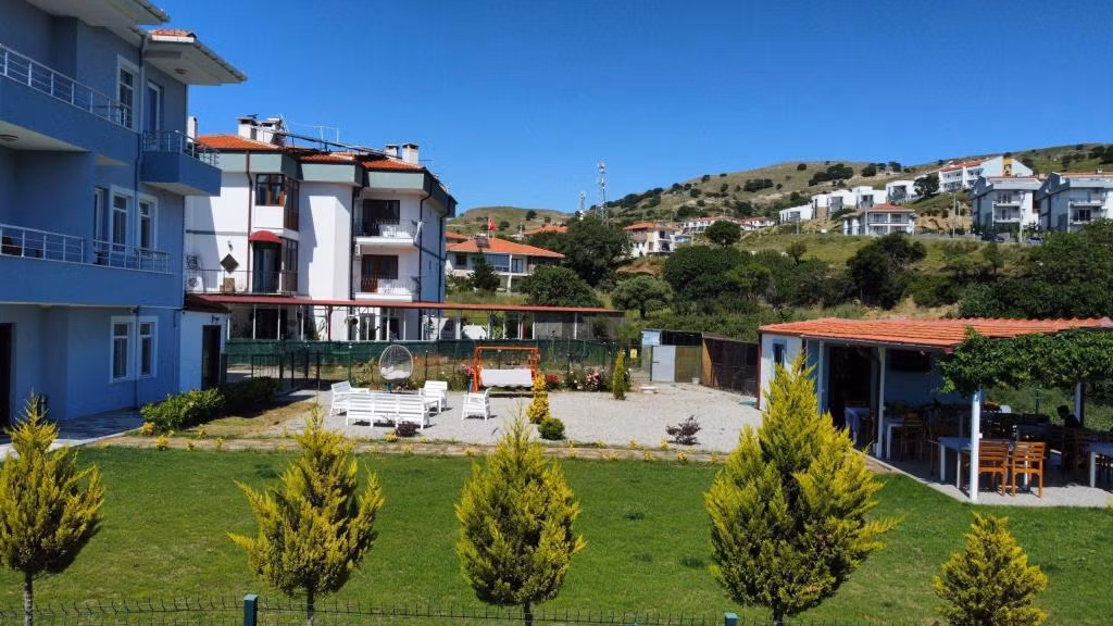 Parli Hotel