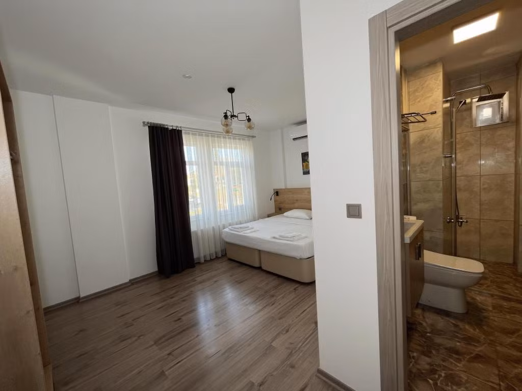 Parli Hotel — 9