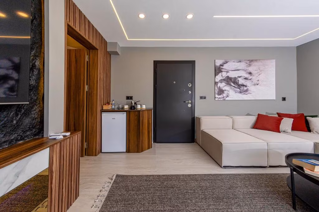 Pavri Suit Bungalov — 2