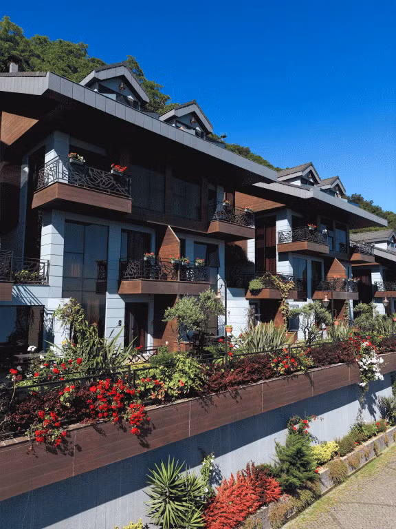 Peerless Villas Hotel — 5