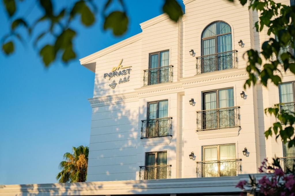 Perast City Hotel — 2