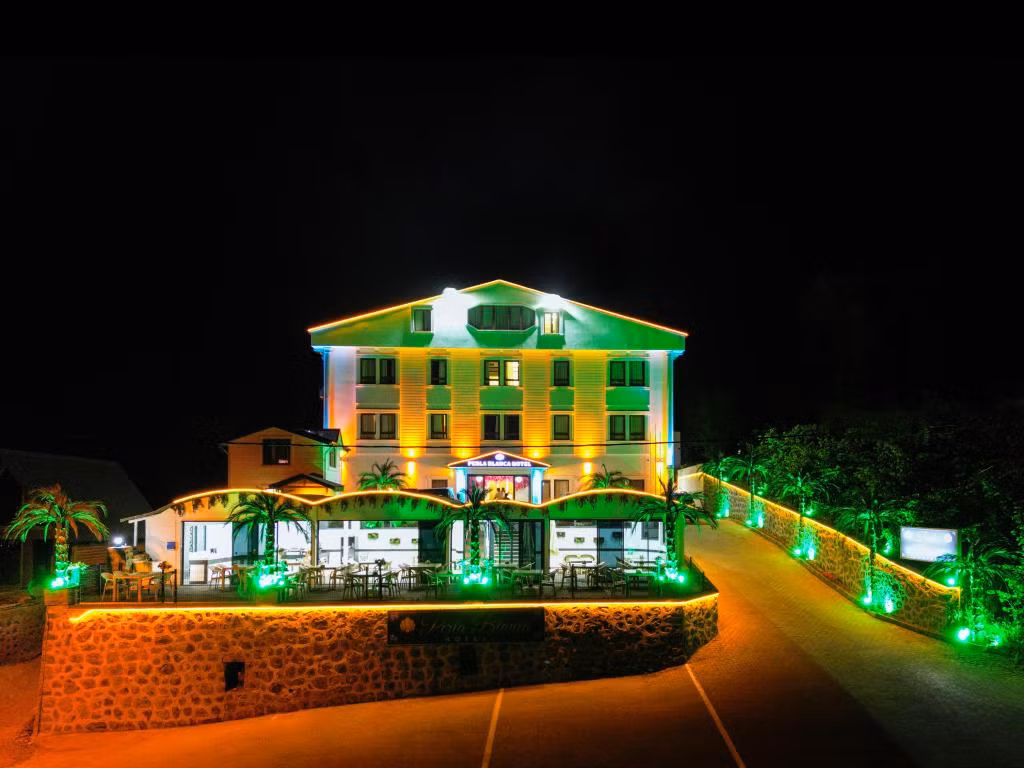 Perla Blanca Hotel — 4