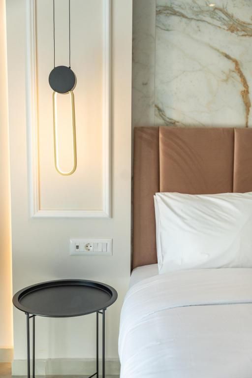 Philia Center Suites — 8