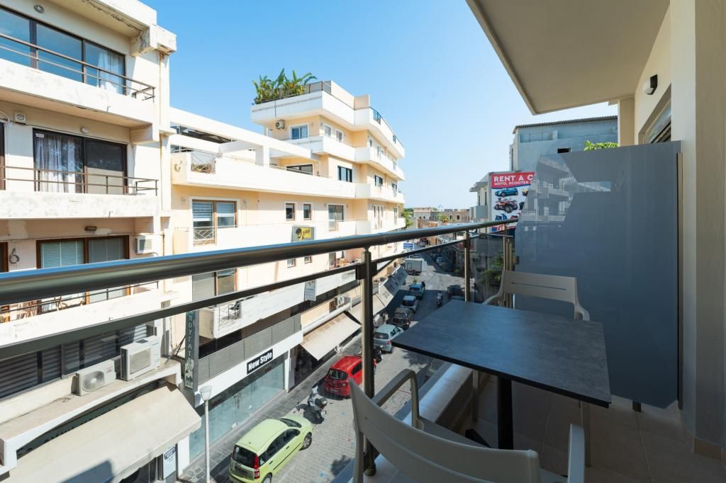 Philia Center Suites — 9