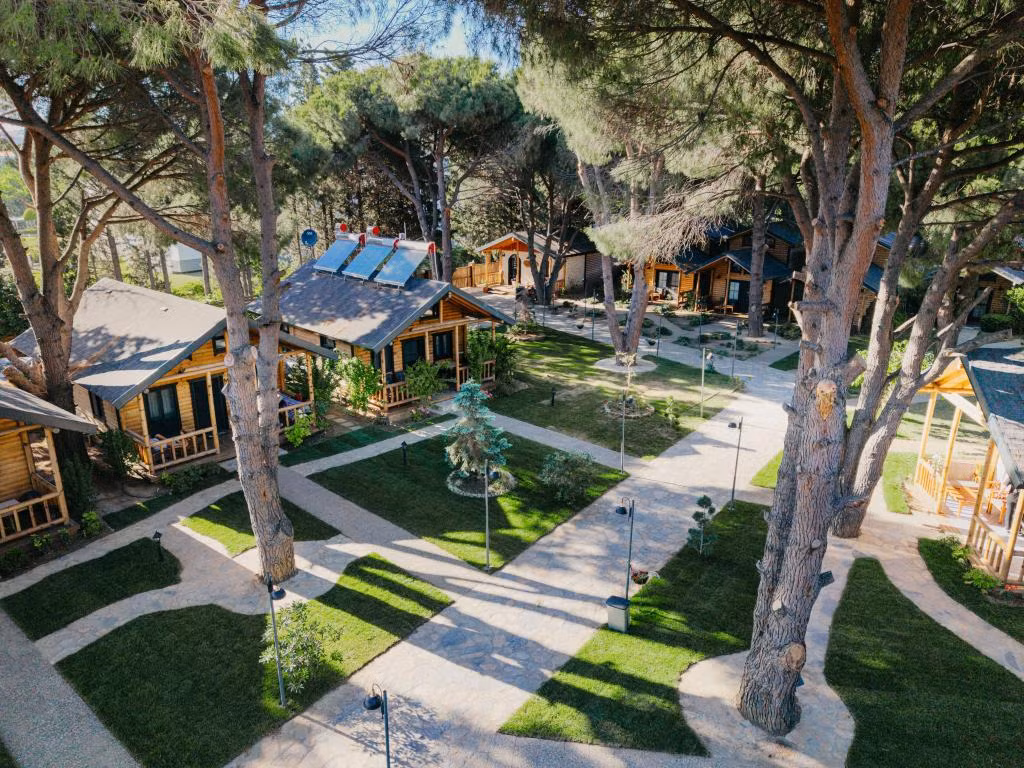 Pino Mar Luxury Bungalows — 7
