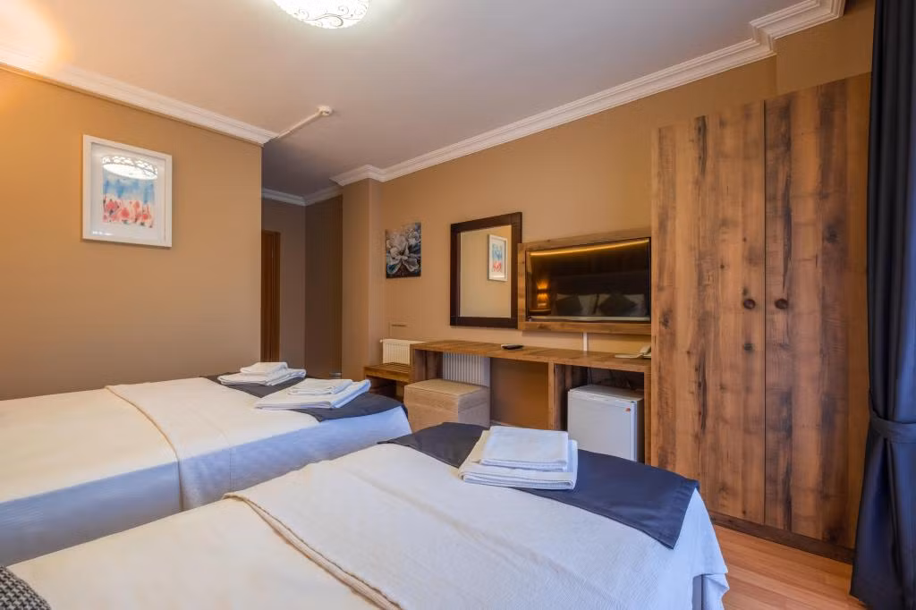 Platanus Hotel — 4