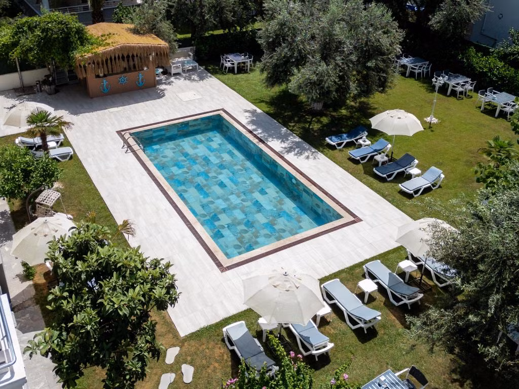 Platanus Hotel — 3