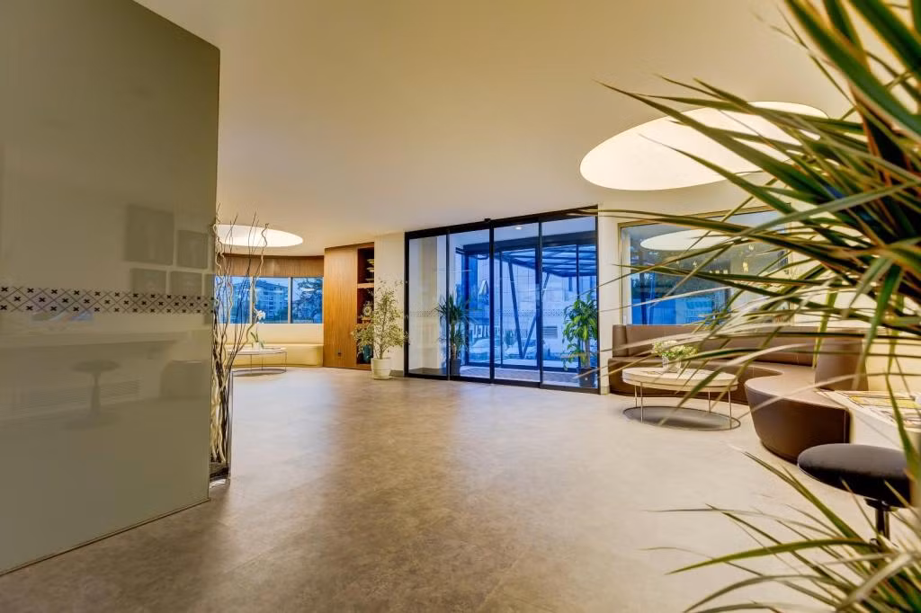 Plus Hotel Bostancı — 5