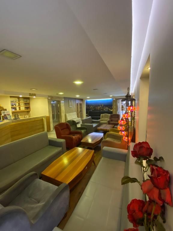 Polanin Hotel — 8