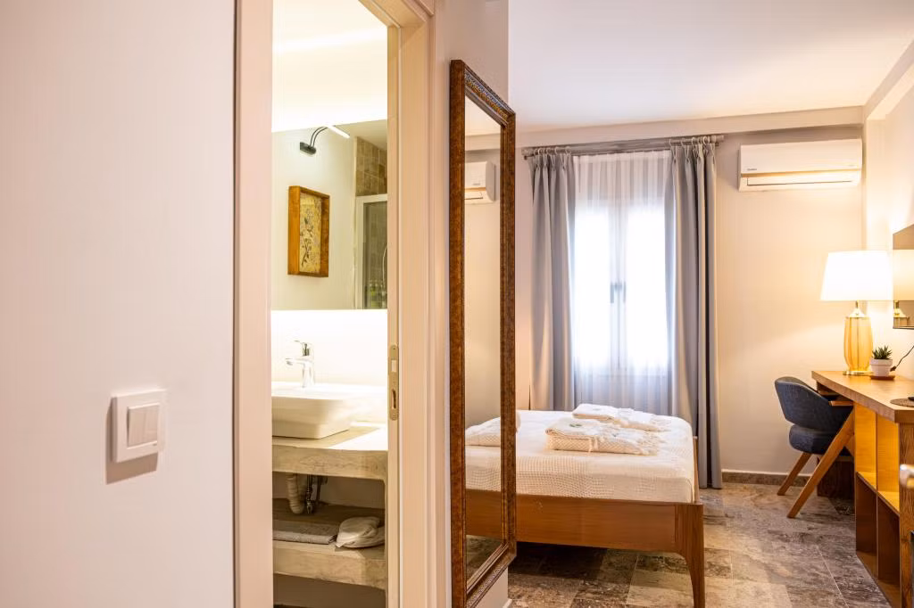 Pom Alaçatı Otel — 8