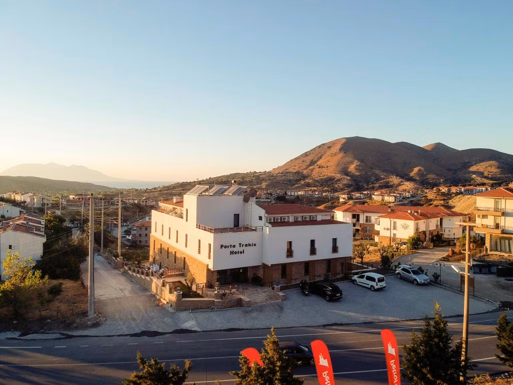 Porta Trakis Hotel — 3