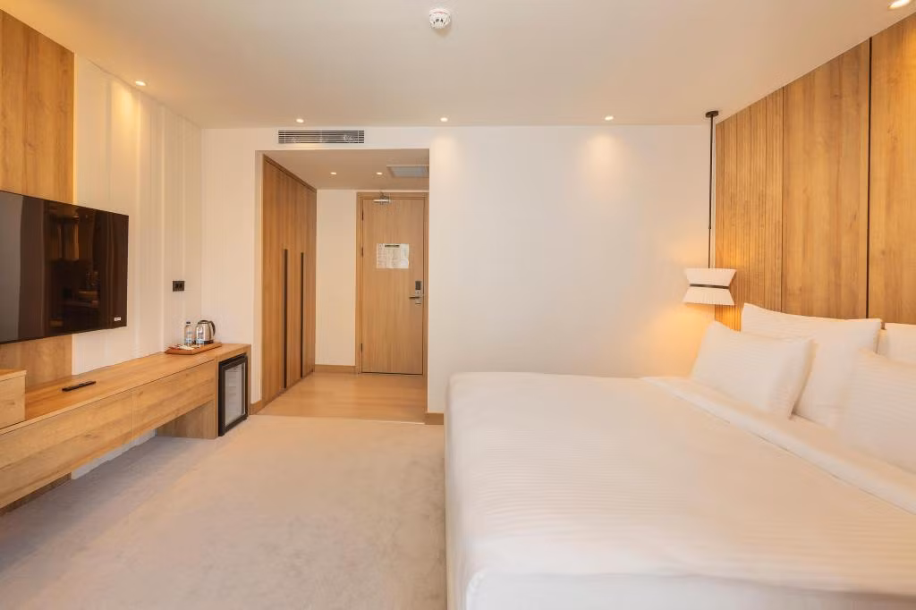 Premier Lounge Hotel — 8
