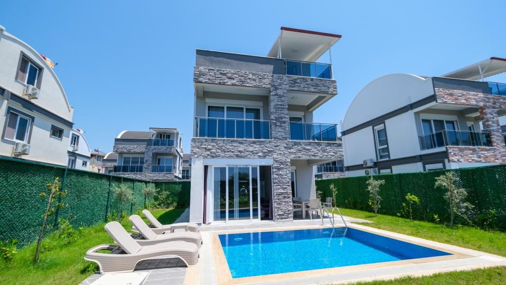 Prestige Villas — 5