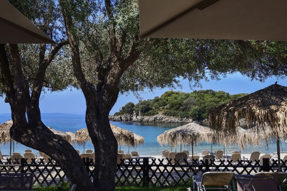 Prima Vista Beachfront Boutique Hotel — 4