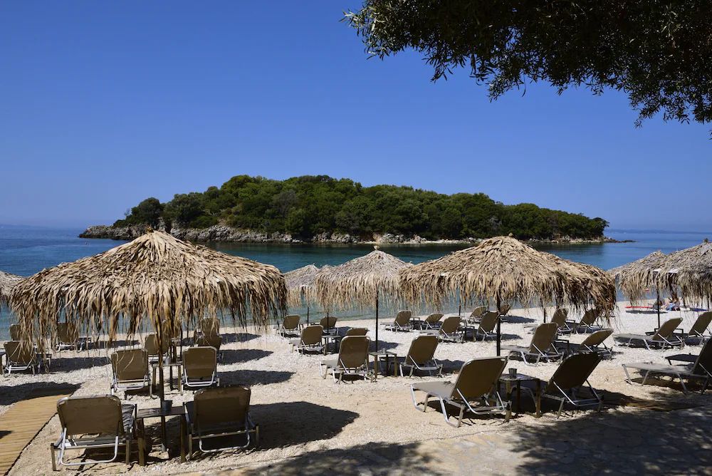 Prima Vista Beachfront Boutique Hotel — 7