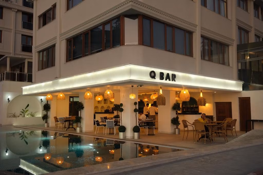 Qinn Hotels — 5