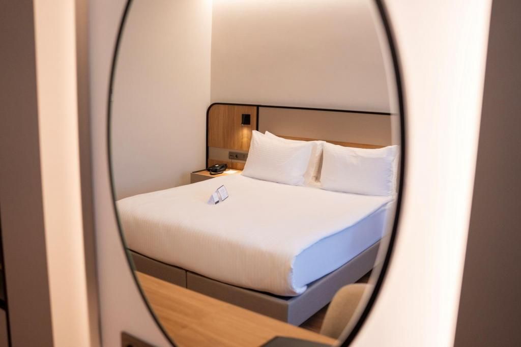 Reiwa Business Hotel — 3