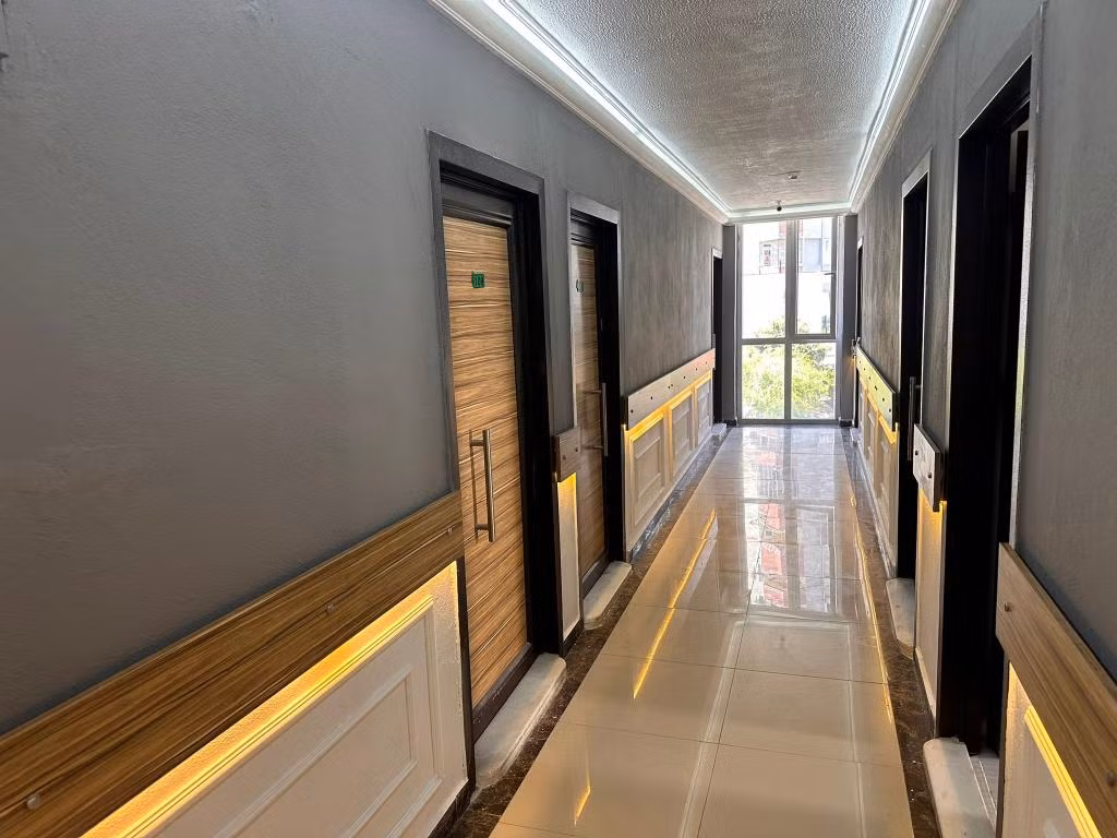 ROYAL EZEL HOTEL — 4