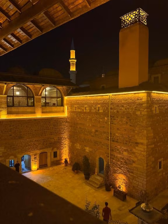 Rüstempaşa Kervansaray Hotel — 10