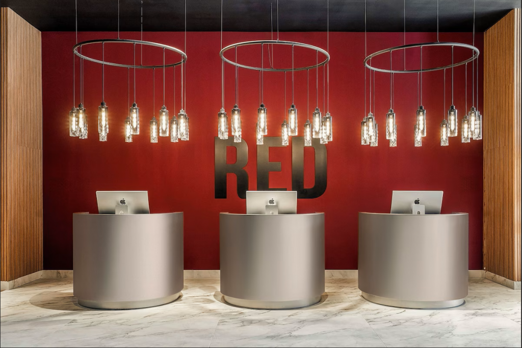 Radisson RED İzmir Point Bornova — 3