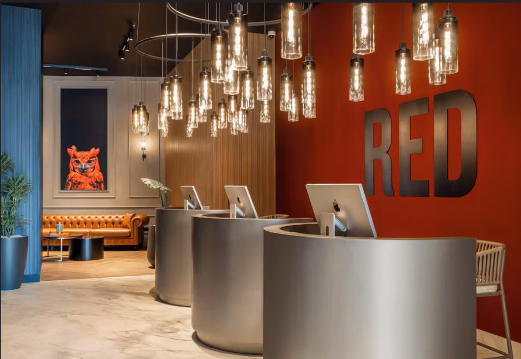 Radisson RED İzmir Point Bornova — 4