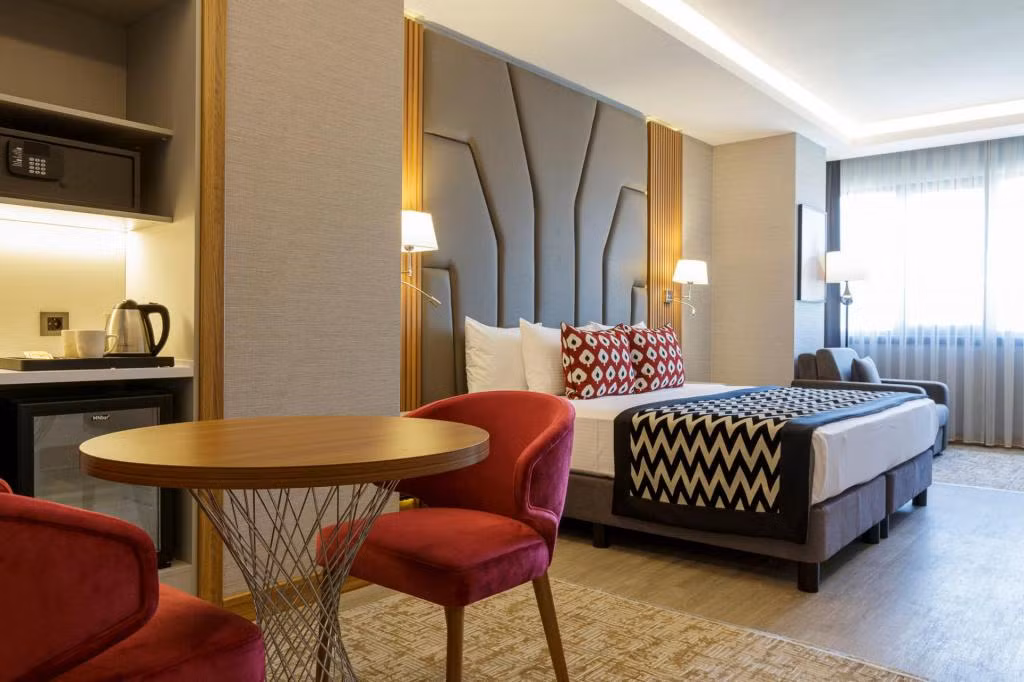 Ramada Encore By Wyndham İstanbul Şişli — 3