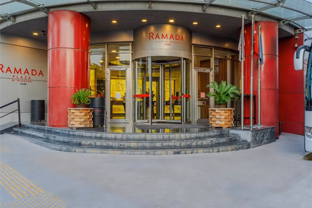 Ramada Plaza By Wyndham İzmir — 6