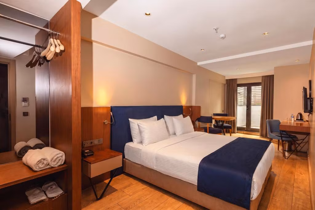 Redmont Hotel — 8