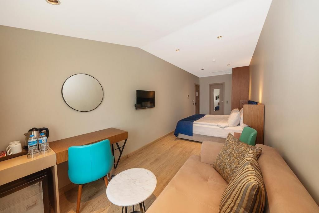 Redmont Hotel — 9