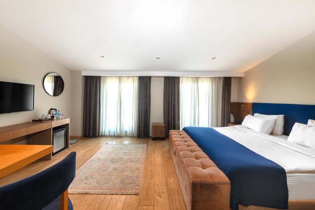 Redmont Hotel — 7