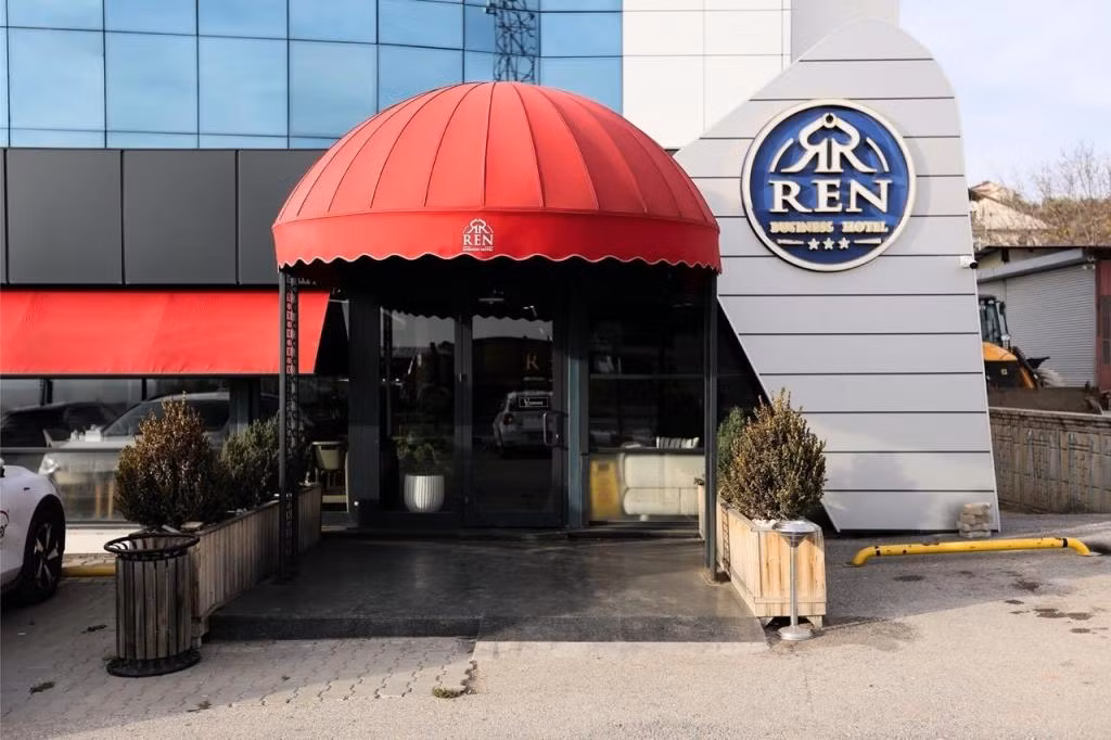 Ren Business Hotel — 4