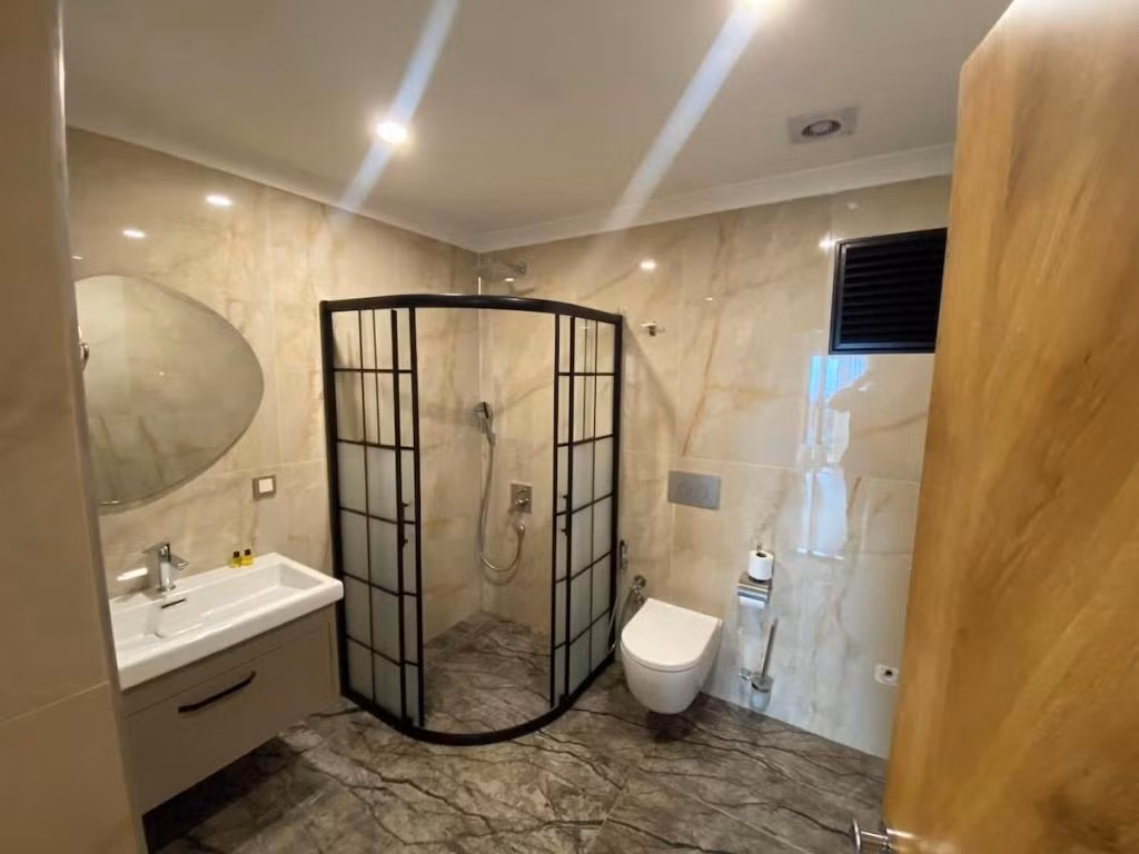 Rena Grand Residence & Suite — 6