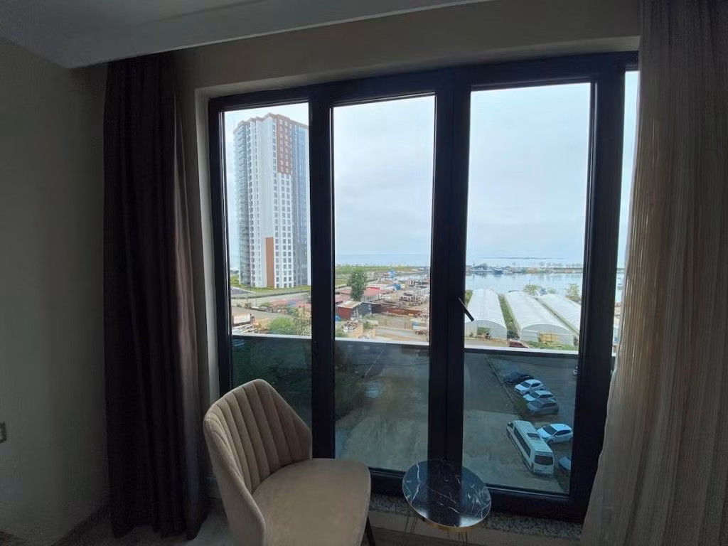 Rena Grand Residence & Suite — 8