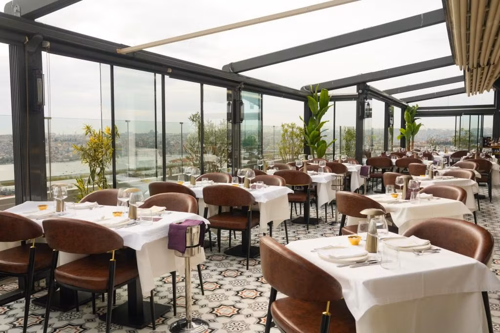 Rixos Pera Istanbul + Nickelodeon Play Tersane Access — 6