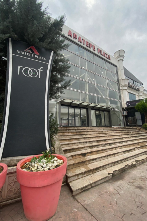 Roof 264 Hotel & Suites